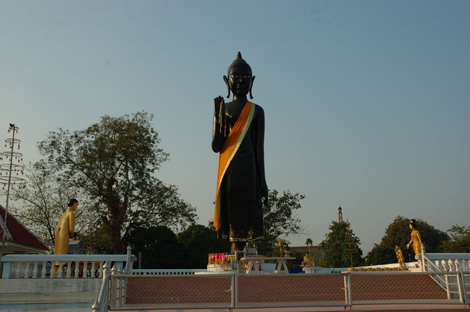 thai2005_0100
