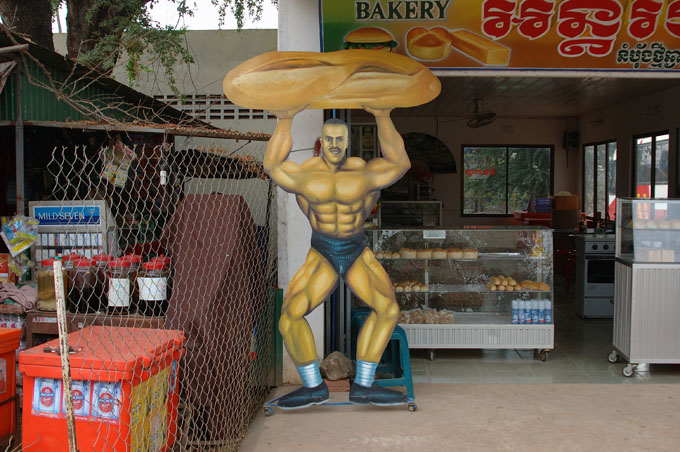 thai2005_0203