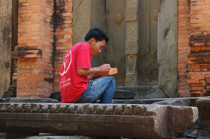 thai2005_0305