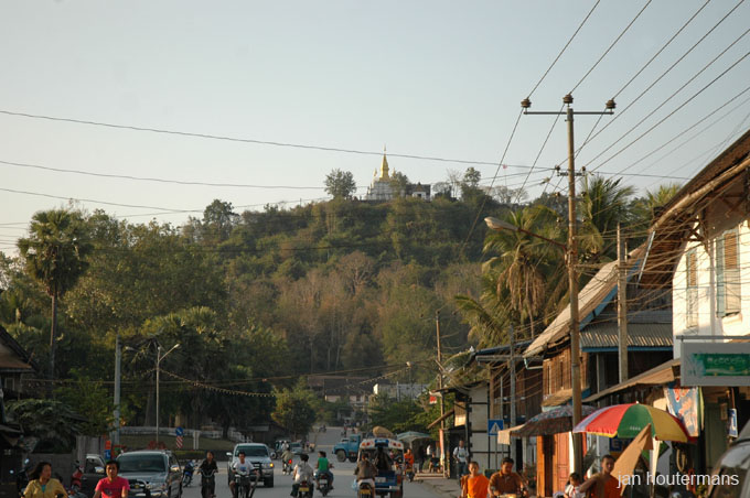 09_luang_2_003
